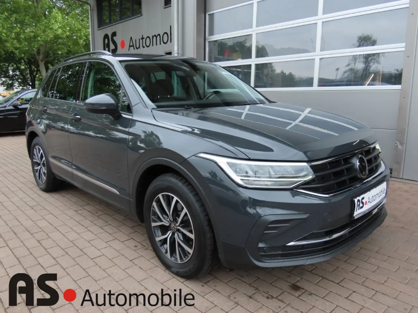 Volkswagen Tiguan Life 2.0 TDI BMT Start-Stopp EU6d Gris - 1