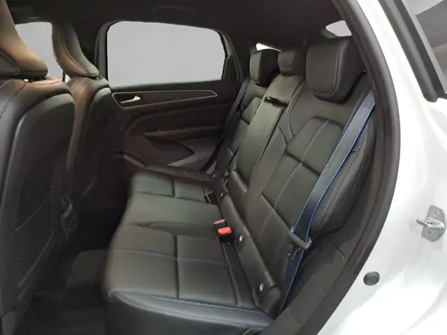Renault Arkana view 12