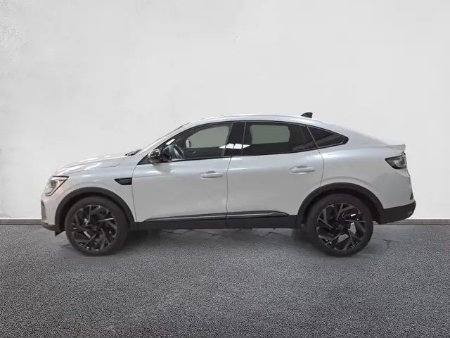 Renault Arkana view 4