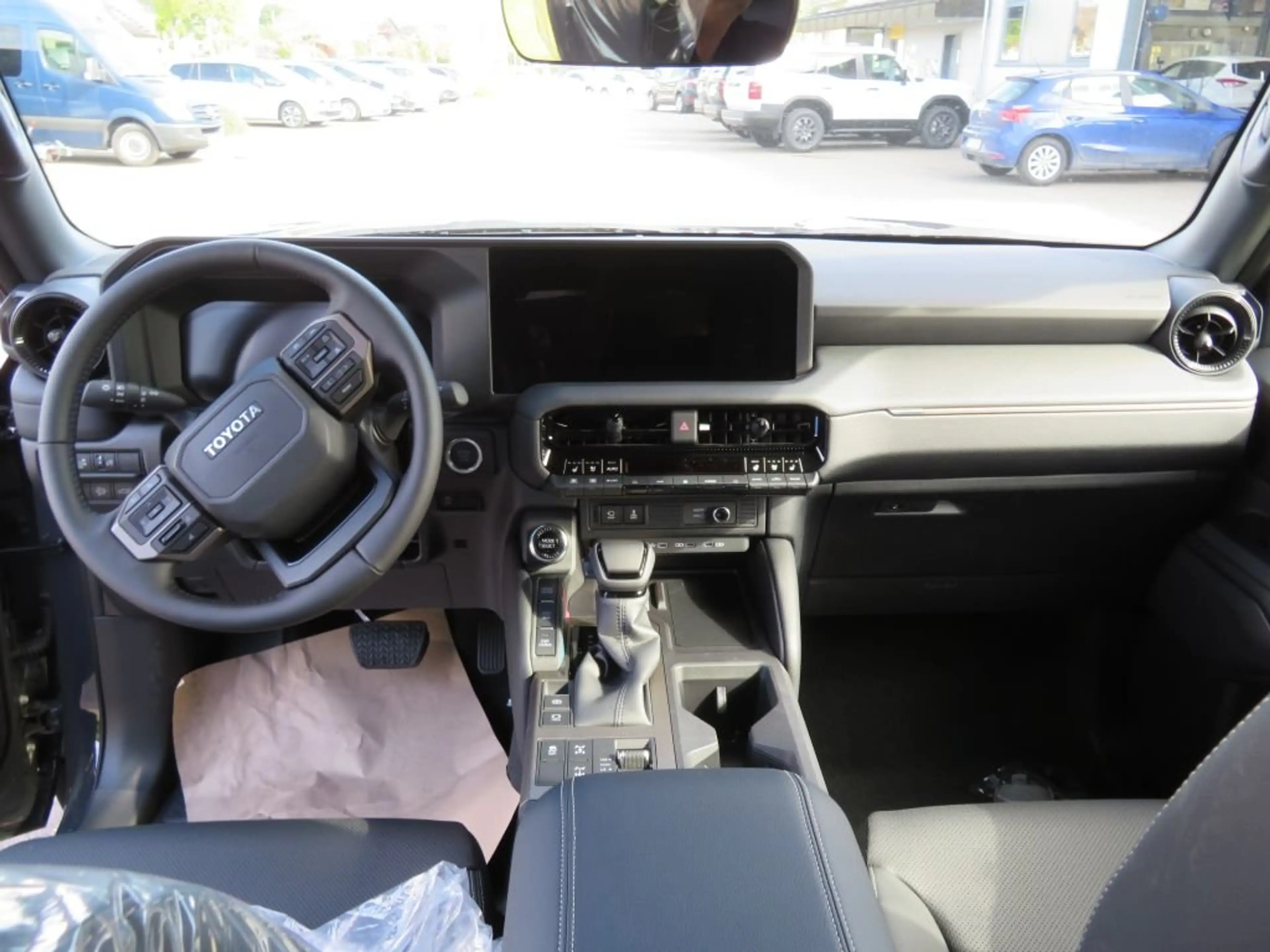 Toyota Land Cruiser Land Cruiser 2.8D-4D Mild-Hybrid Automat Executive — photo 8