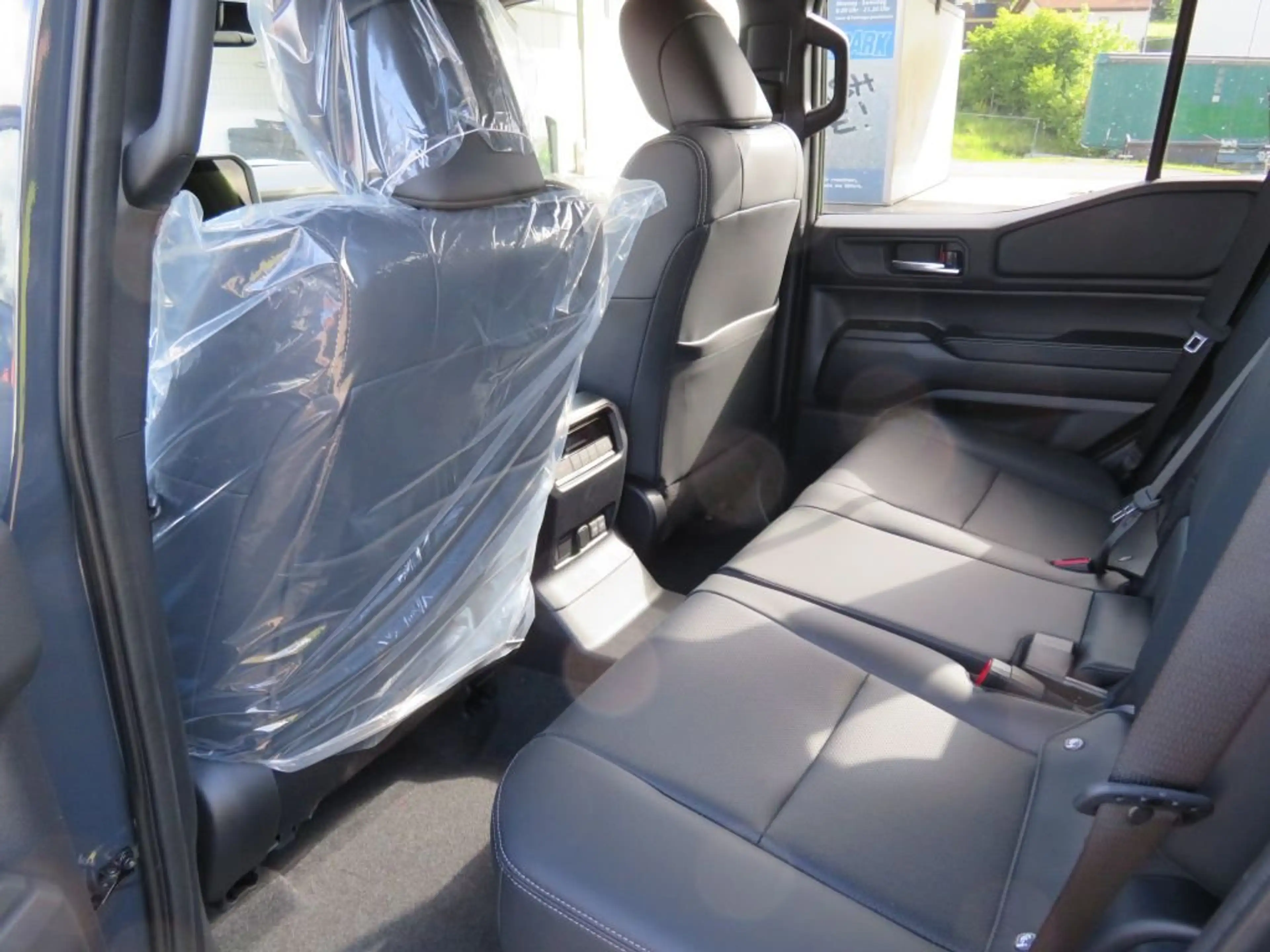 Toyota Land Cruiser Land Cruiser 2.8D-4D Mild-Hybrid Automat Executive — photo 11