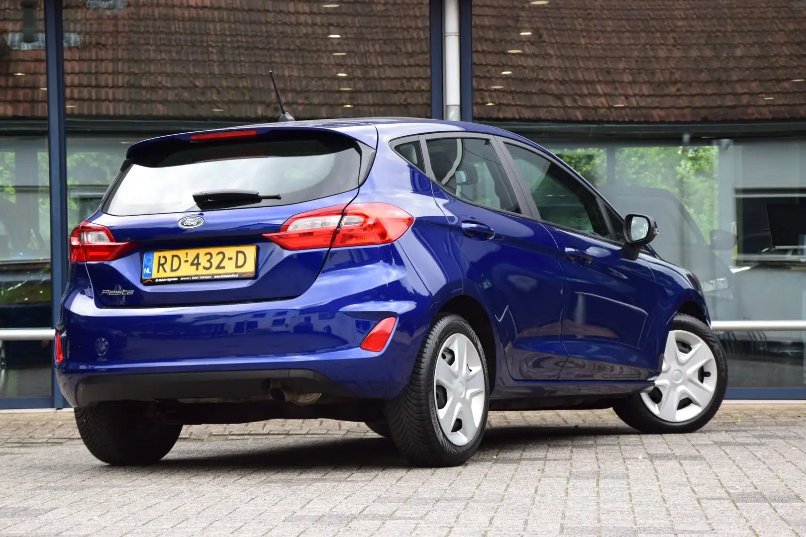 Ford Fiesta 1.1 Trend | Org. NL | BOVAG Garantie | Navigatie | Azul - 2