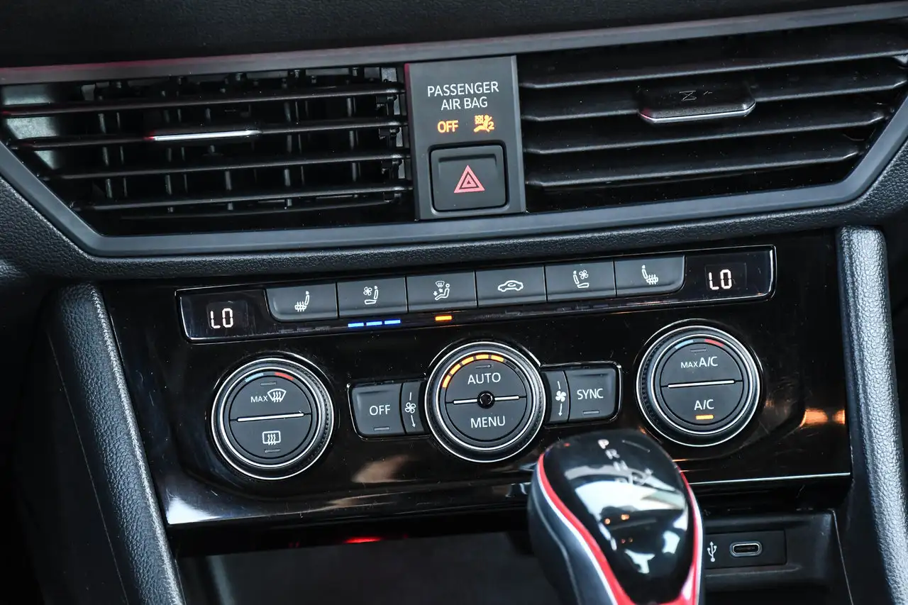 Volkswagen Jetta снимка Volkswagen Jetta