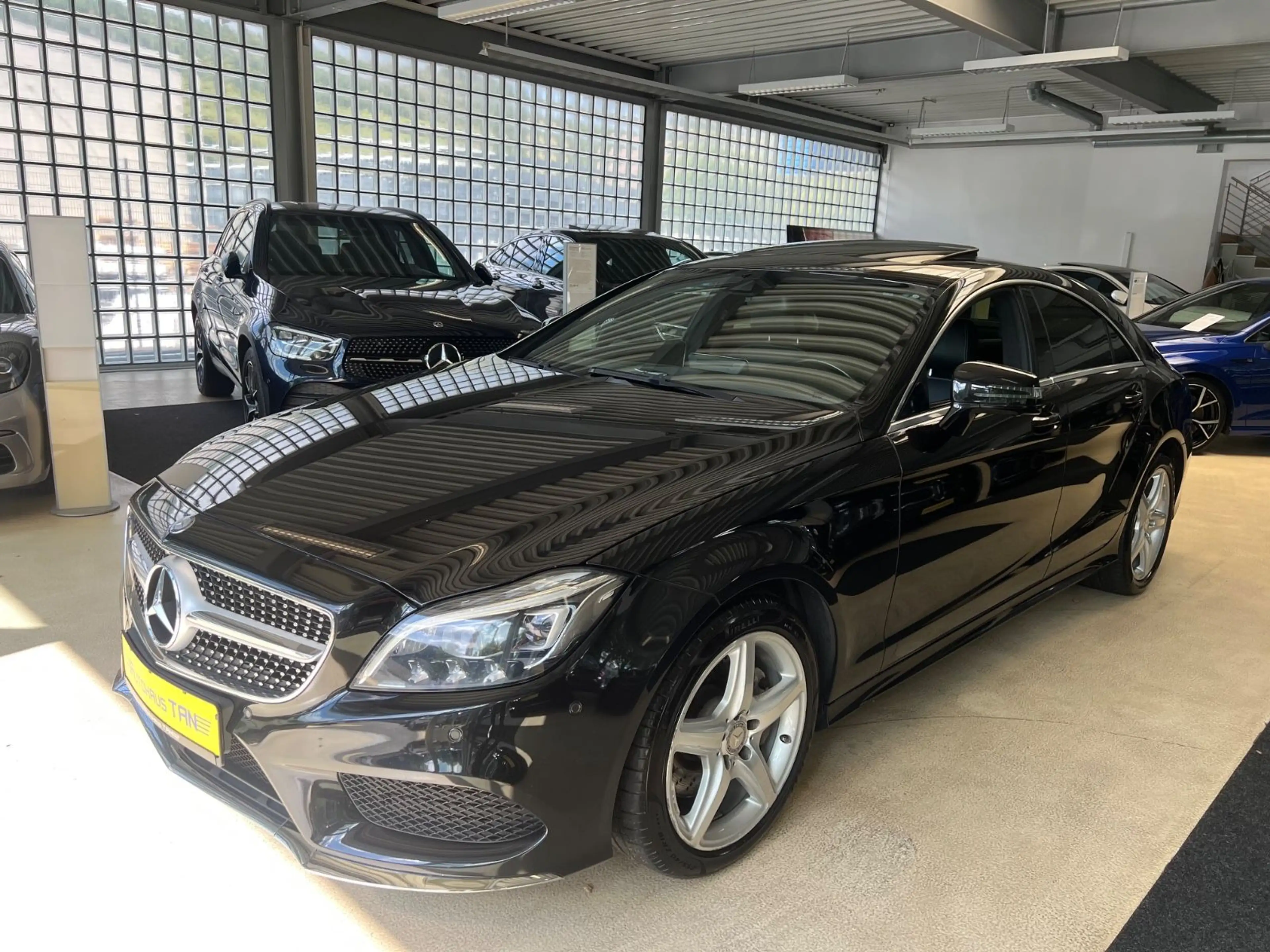 Mercedes-Benz CLS 350 d 4-Matic AMG LINE * 360 KAMERA*1.HAND* — photo 3