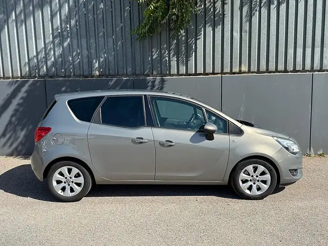 Opel Meriva view 5