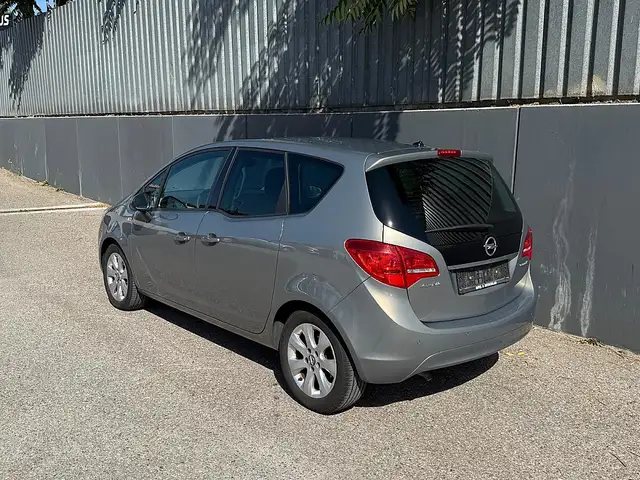 Opel Meriva view 3