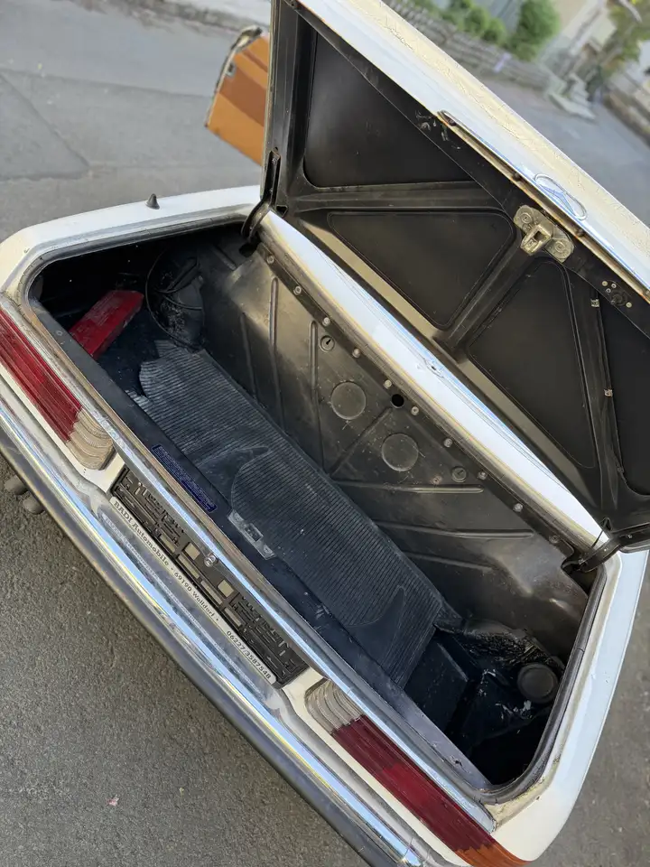 Mercedes-Benz SL 350 V8 Motor Deutsches Fahrzeug R107, foto 4