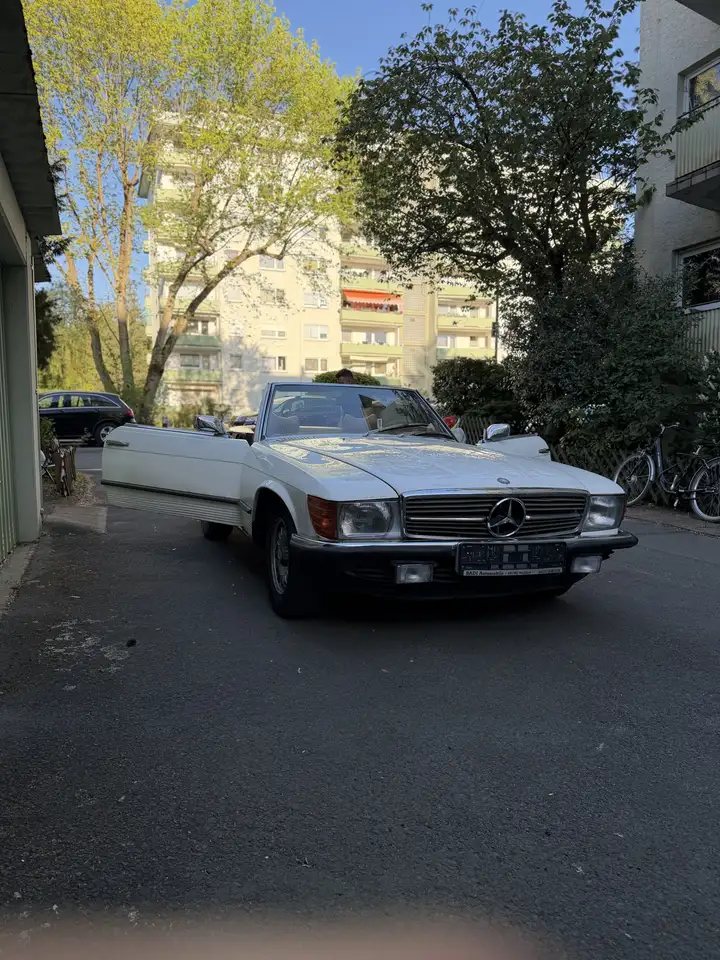 Mercedes-Benz SL 350 V8 Motor Deutsches Fahrzeug R107, foto 2
