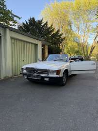 V8 Motor Deutsches Fahrzeug R107
