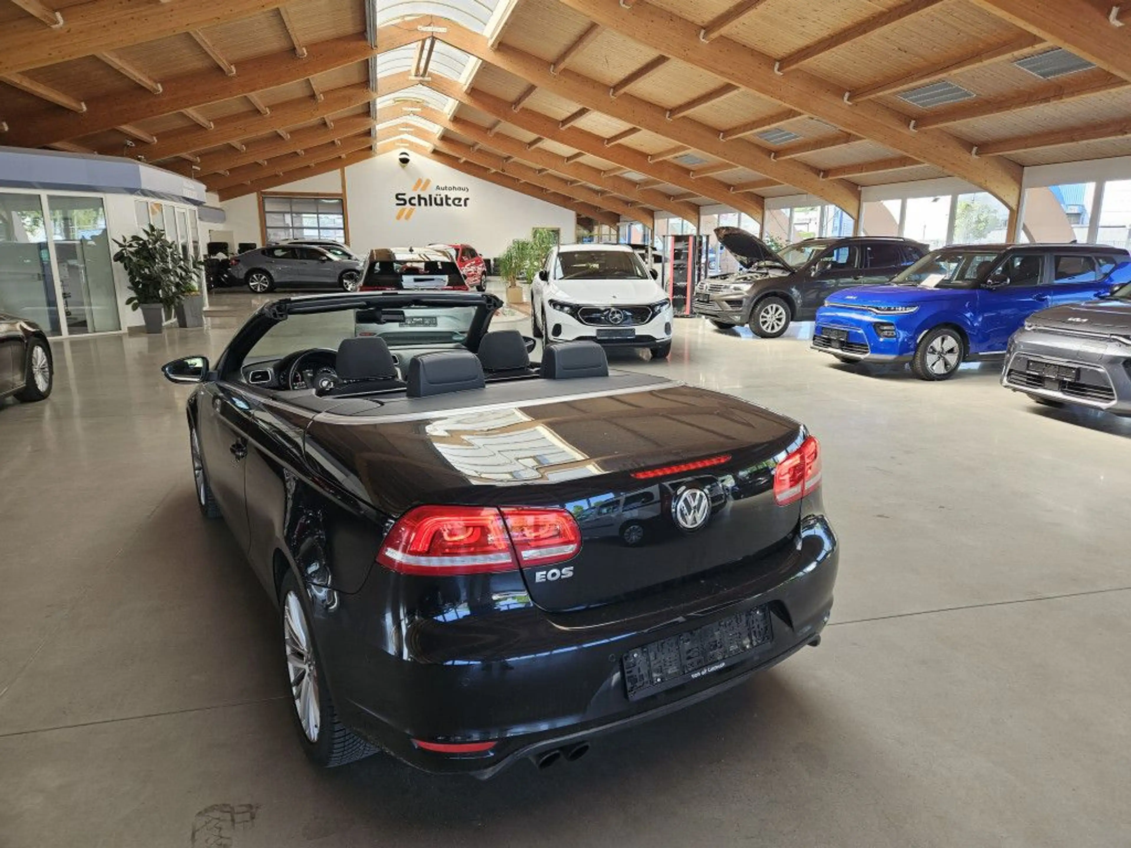 Volkswagen Eos 2.0 TSI, Cup BIXE-Sport — photo 2