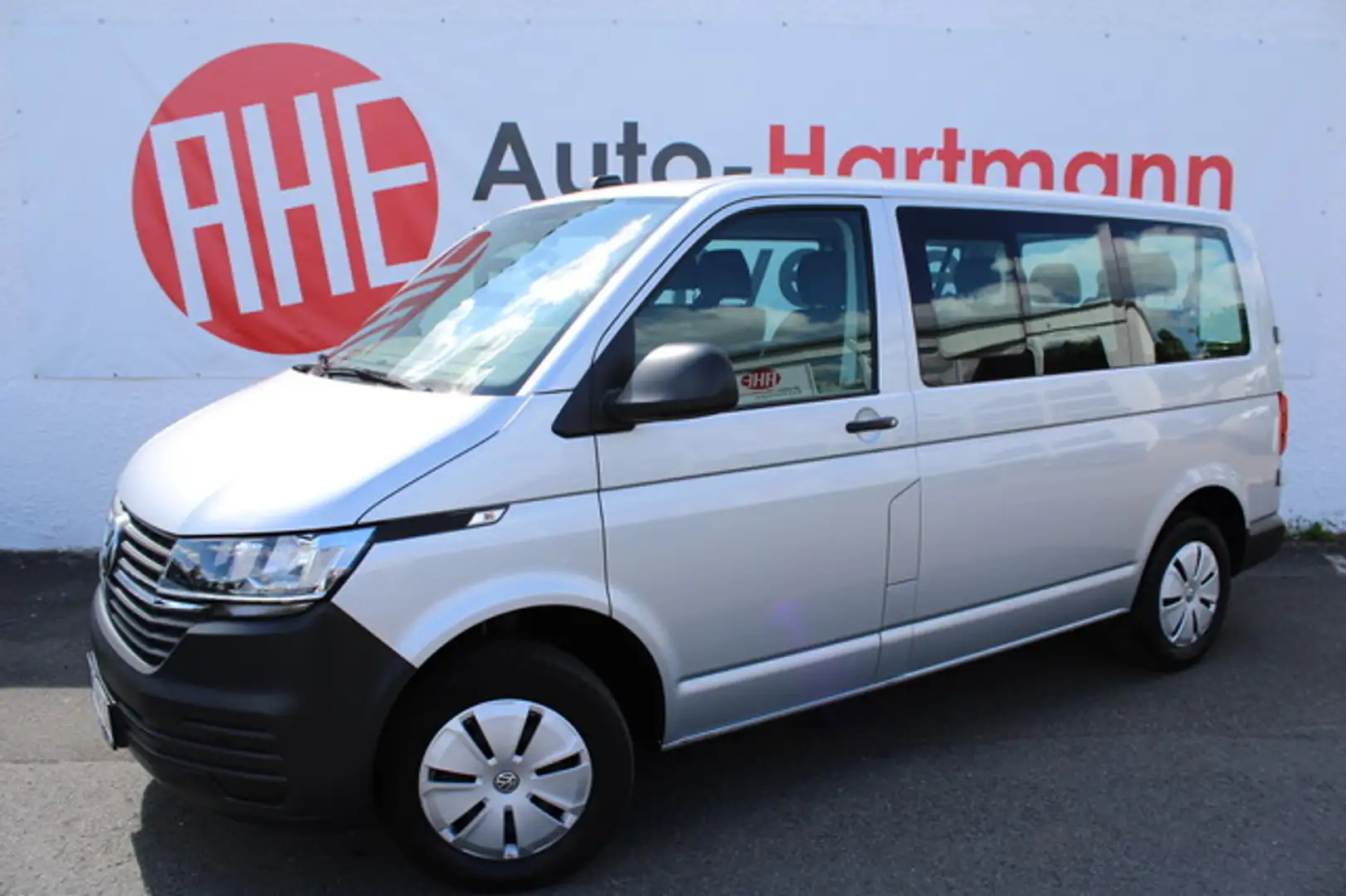 Volkswagen T6.1 Transporter 2.0 TDI Kombi 9-Sitz PDC 3080kg Srebrny - 1