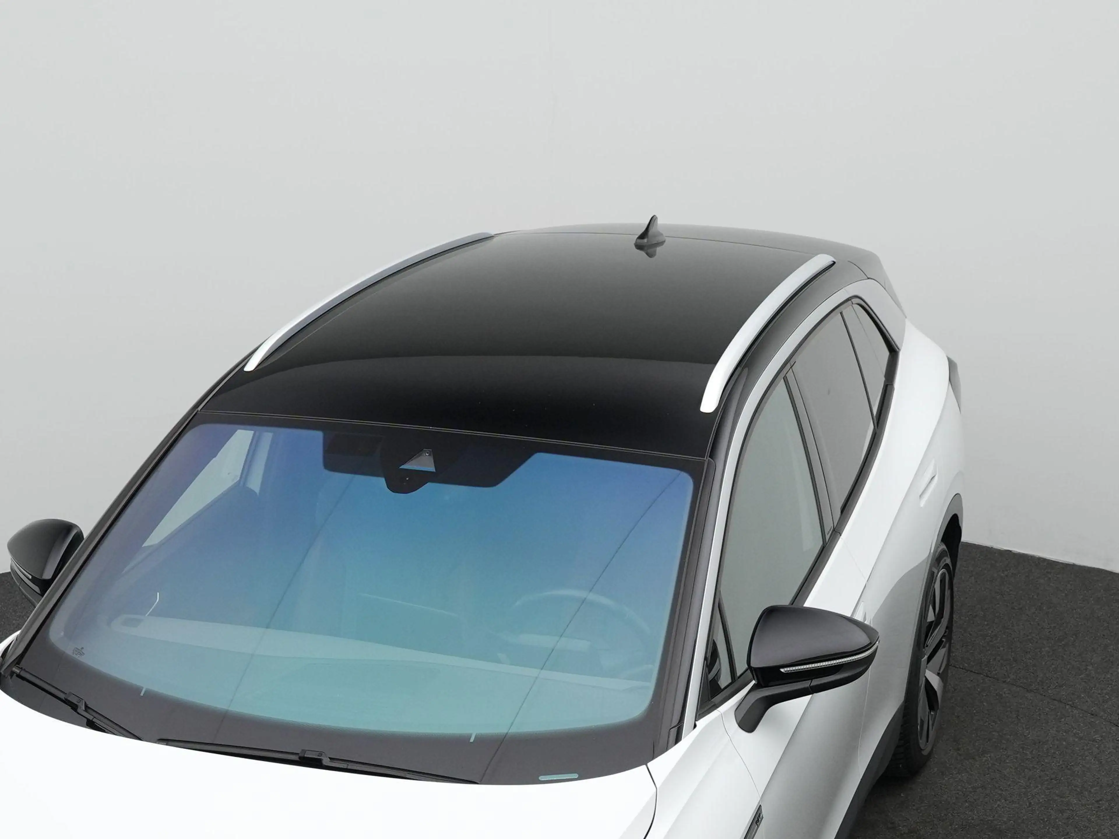 Volkswagen ID.4 First 77 kWh 204pk | Adaptive cruise control | Nav — photo 11
