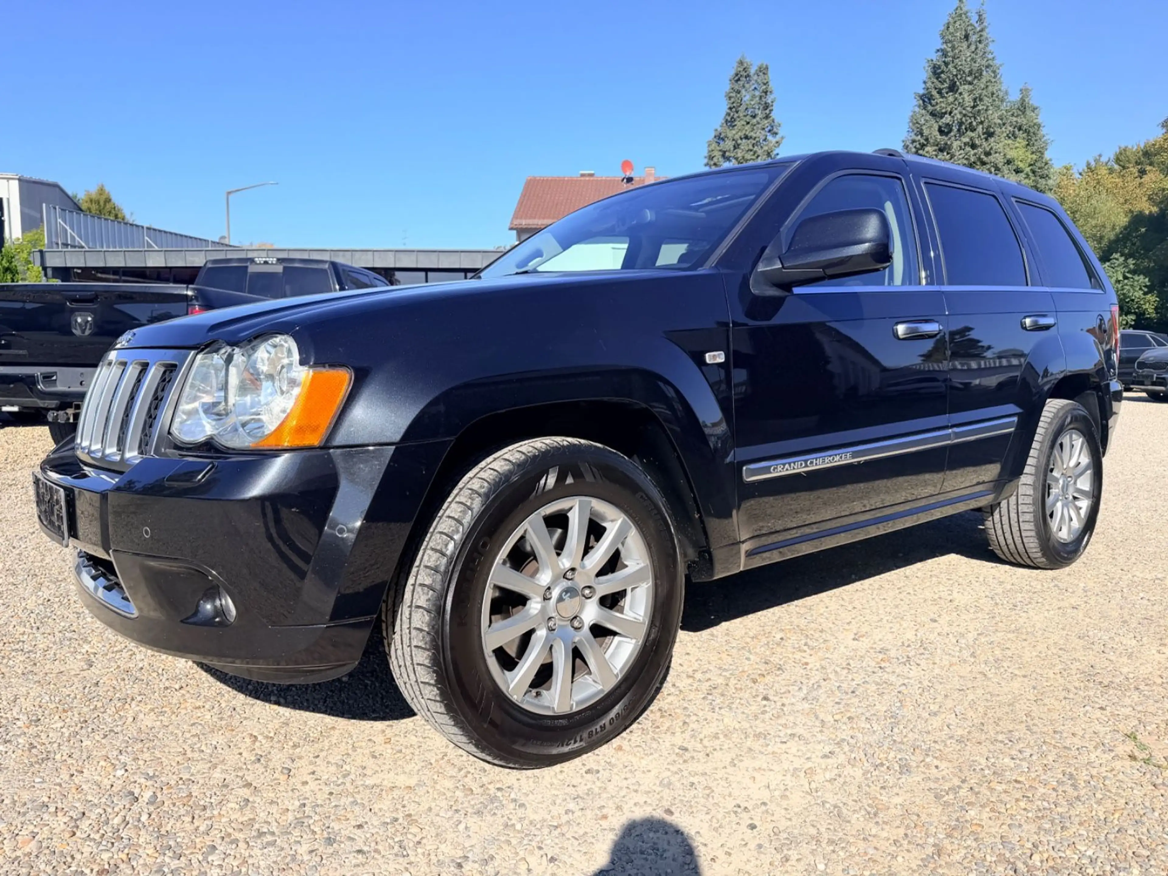 Jeep Grand Cherokee 3.0 CRD Overland TOP*XENON*NAVI* — photo 2