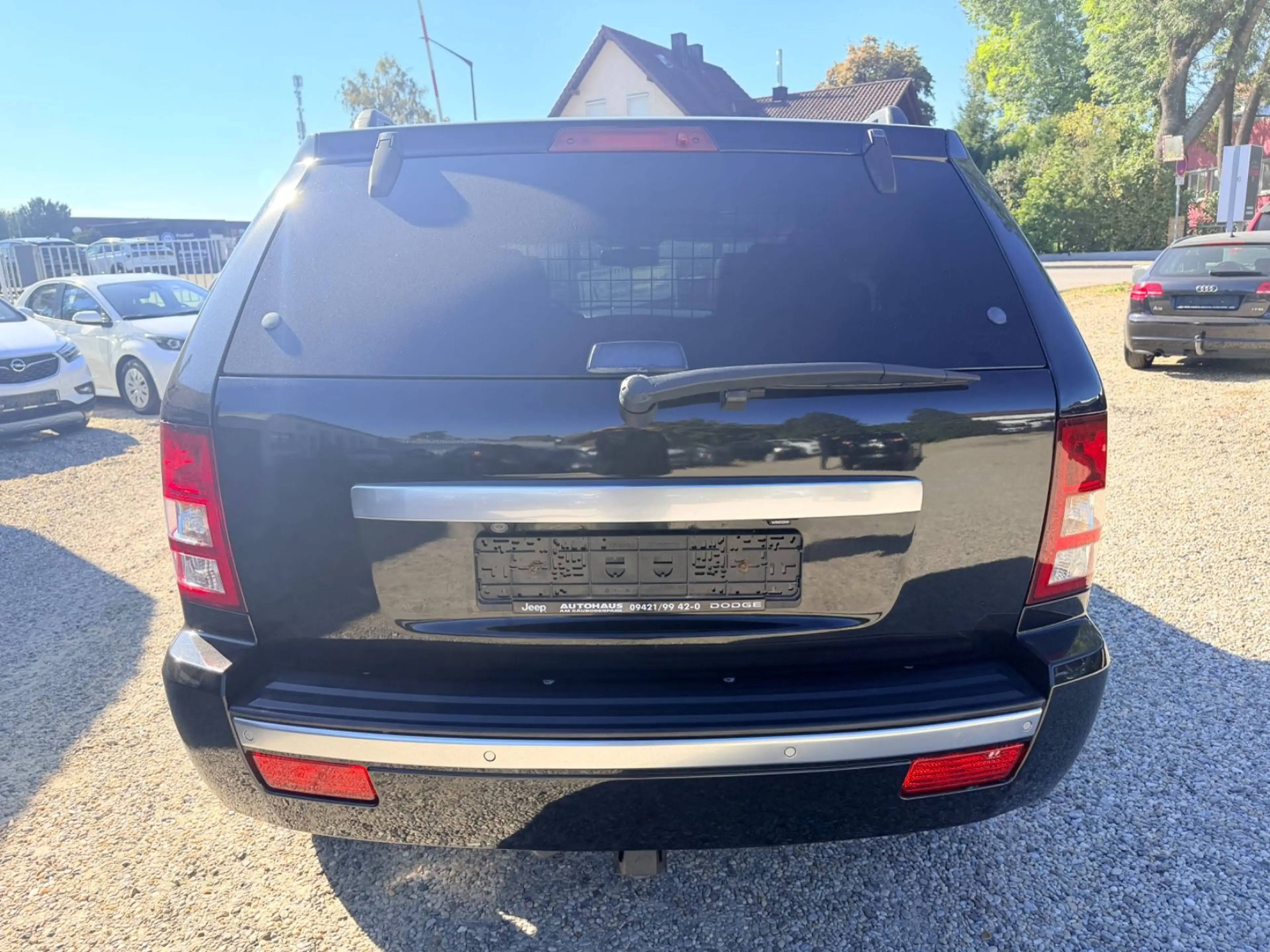 Jeep Grand Cherokee 3.0 CRD Overland TOP*XENON*NAVI* — photo 10