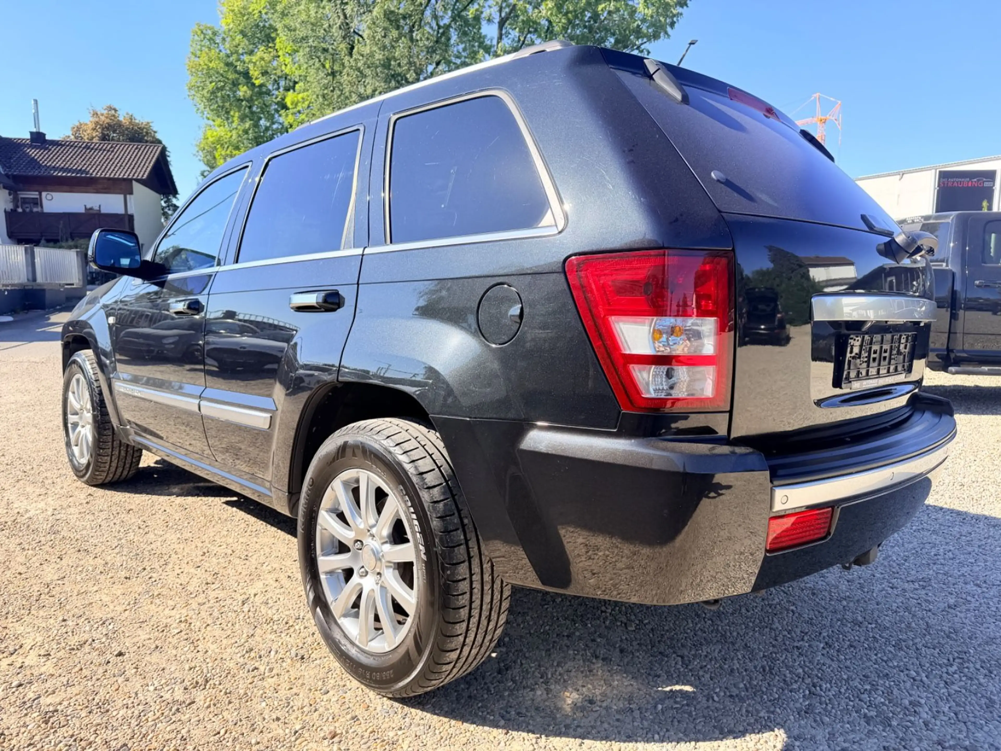 Jeep Grand Cherokee 3.0 CRD Overland TOP*XENON*NAVI* — photo 6