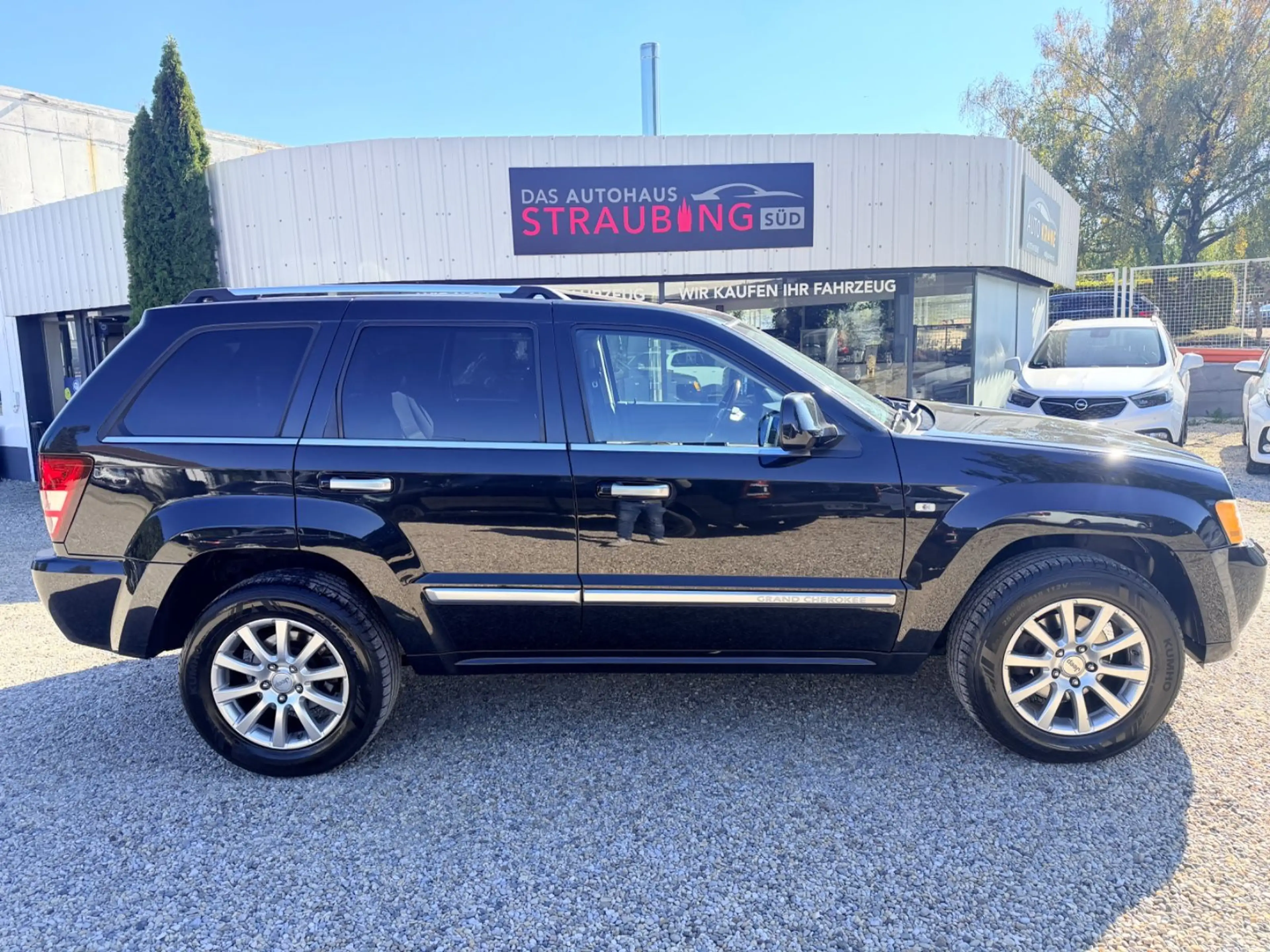 Jeep Grand Cherokee 3.0 CRD Overland TOP*XENON*NAVI* — photo 8