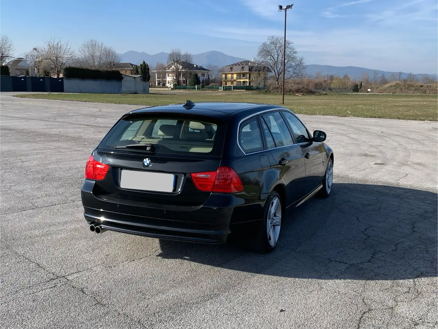 BMW 330 330d Touring xdrive Futura Nero - 2