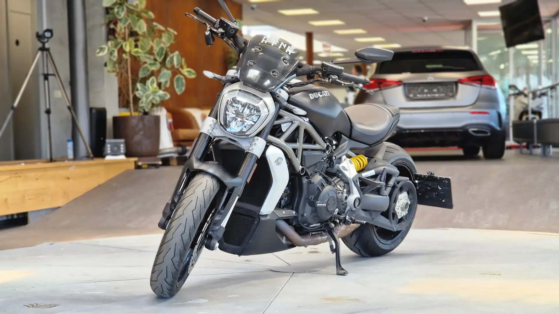Ducati XDiavel *Tempomat*Xenon*Digital-Tacho* Negro - 2