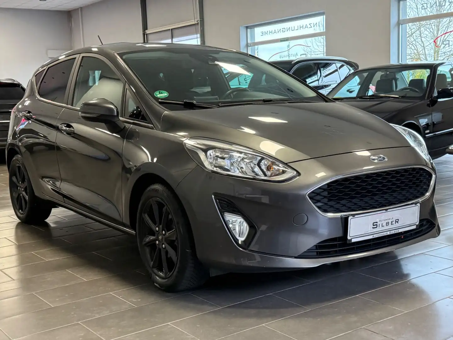 Ford Fiesta Cool & Connect NAVI/PDC/Spurassi./Winterp Grau - 2