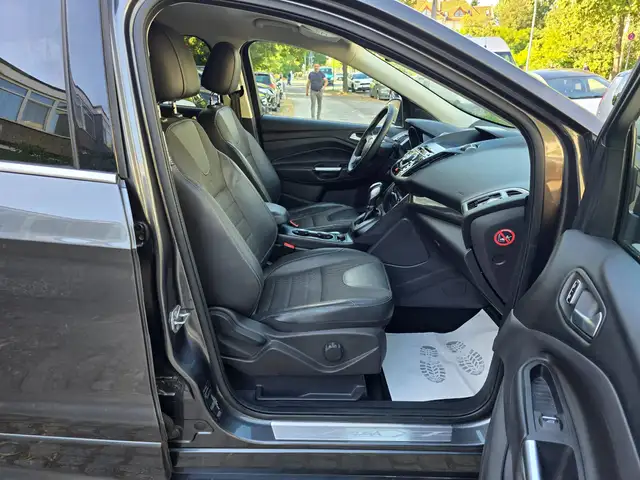 Ford Kuga view 8