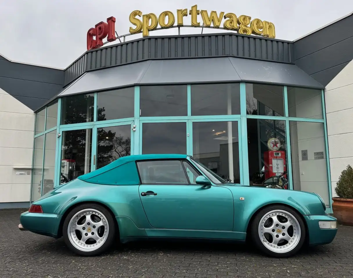 Porsche 964