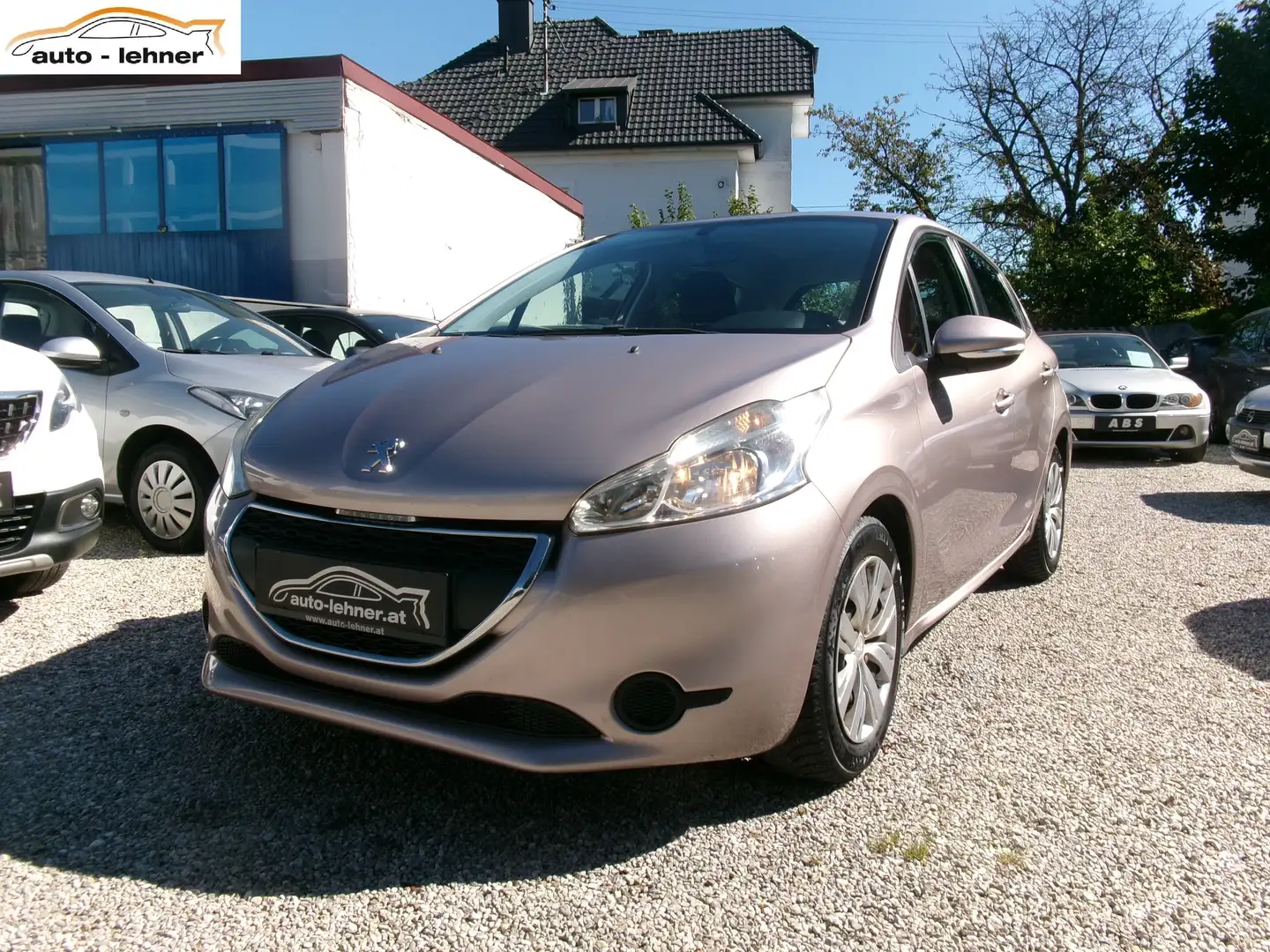 Peugeot 208 Active 1,4 VTi 95 Grau - 1