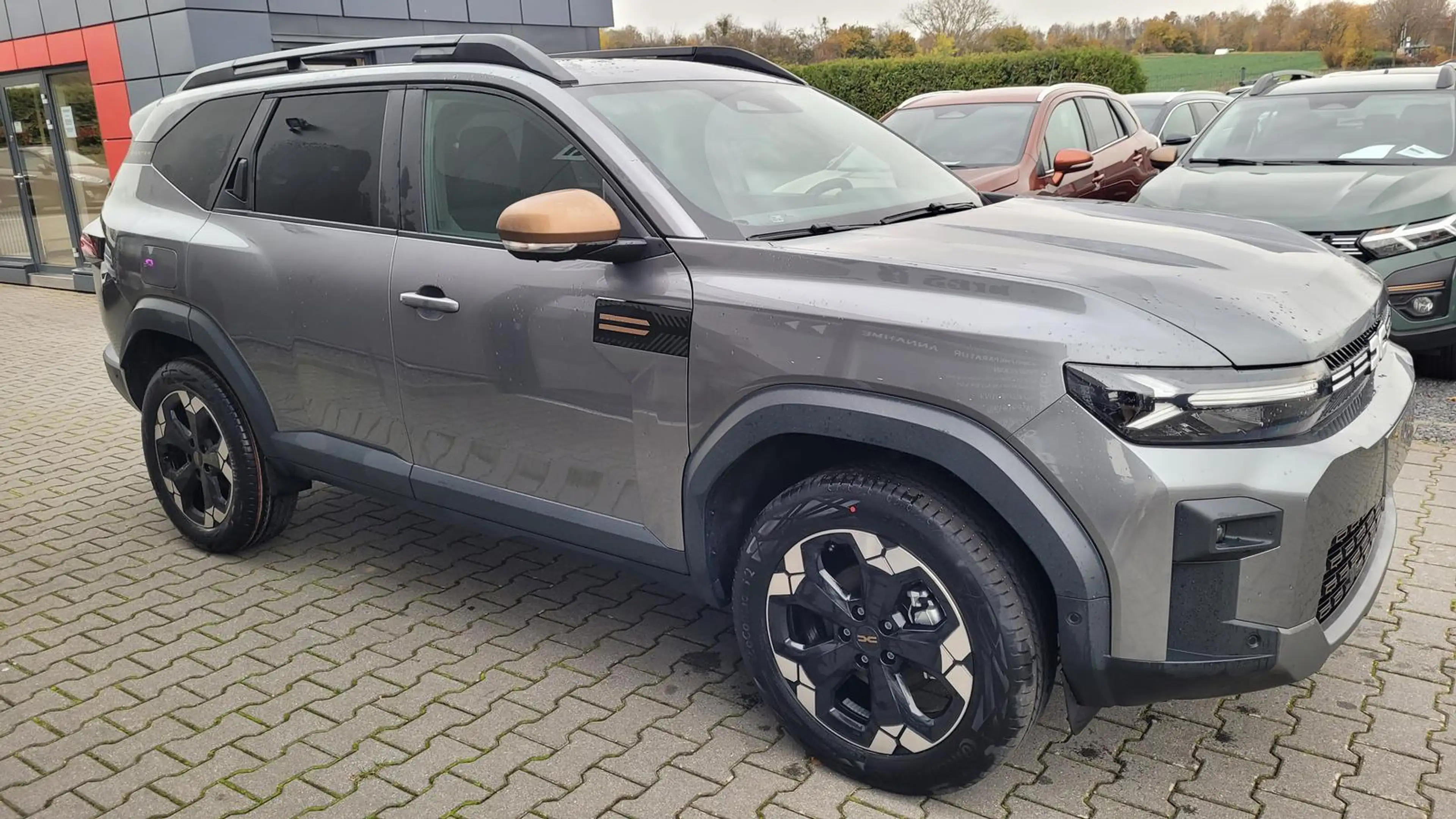 Dacia Bigster Extreme Hybrid 155*LED*NAVI*SHZ*360*PANO 115 kW... — photo 3