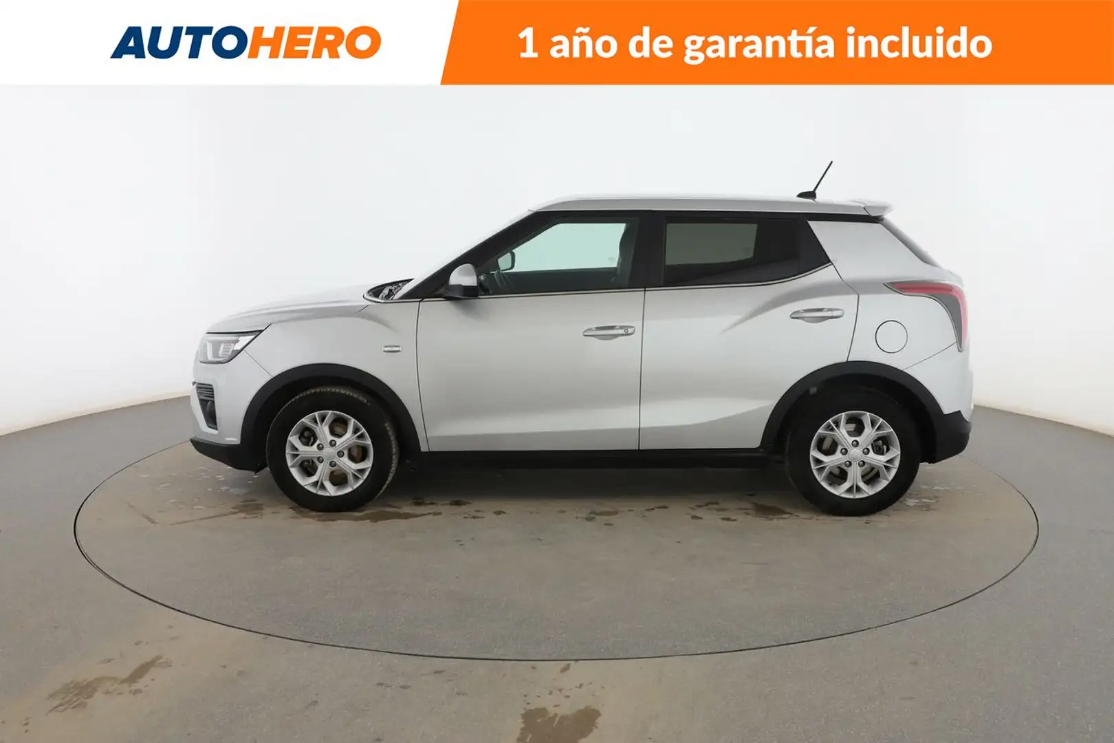 SsangYong Tivoli G12 Line 4x2 Plateado - 2
