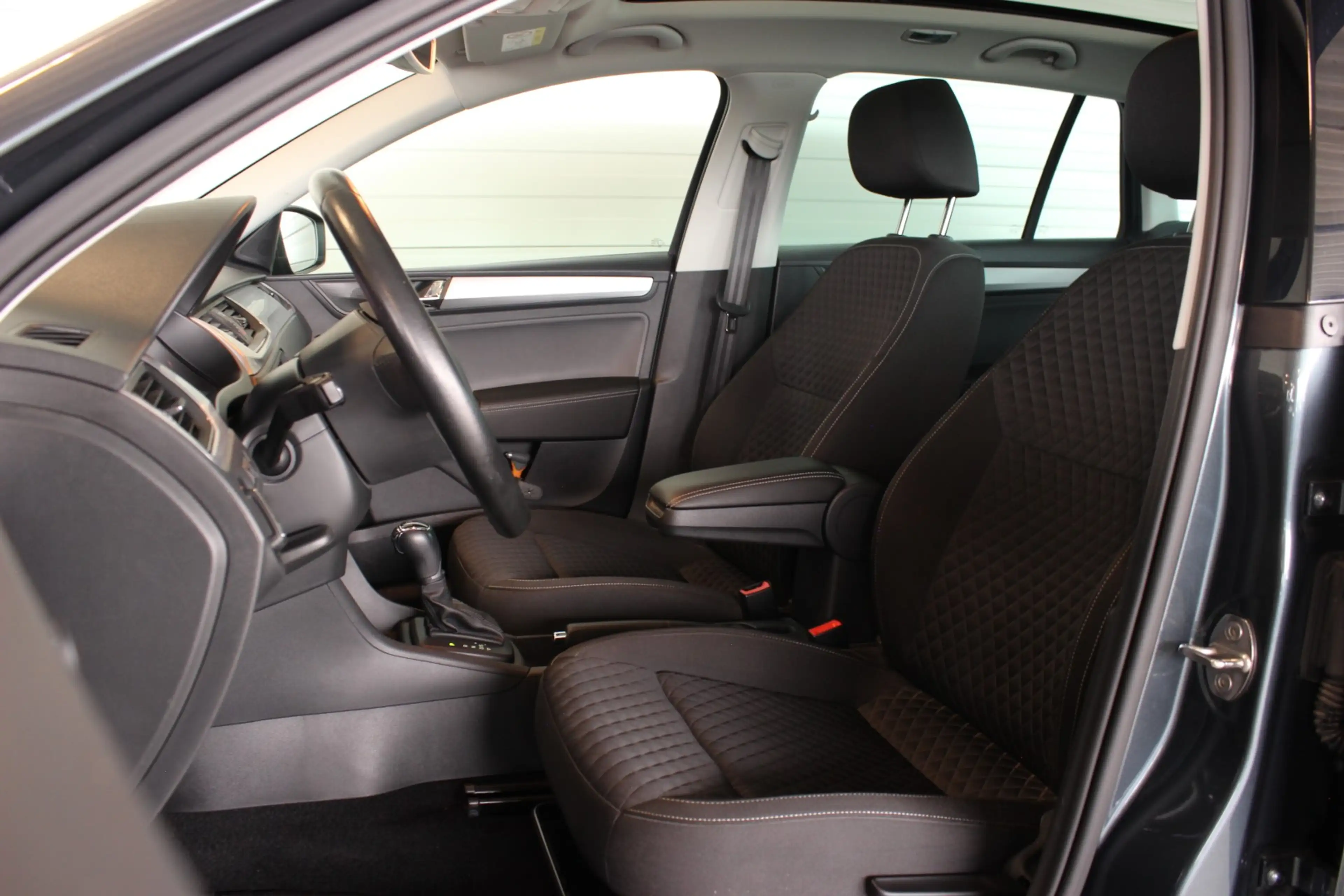 Skoda Rapid/Spaceback 1.0 TSI Greentech Drive Trekhaak | Pano | Xenon/LE — photo 4