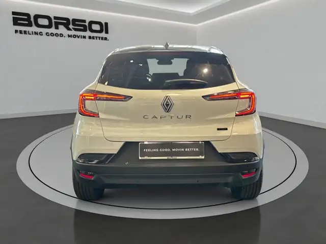 Renault Captur view 3