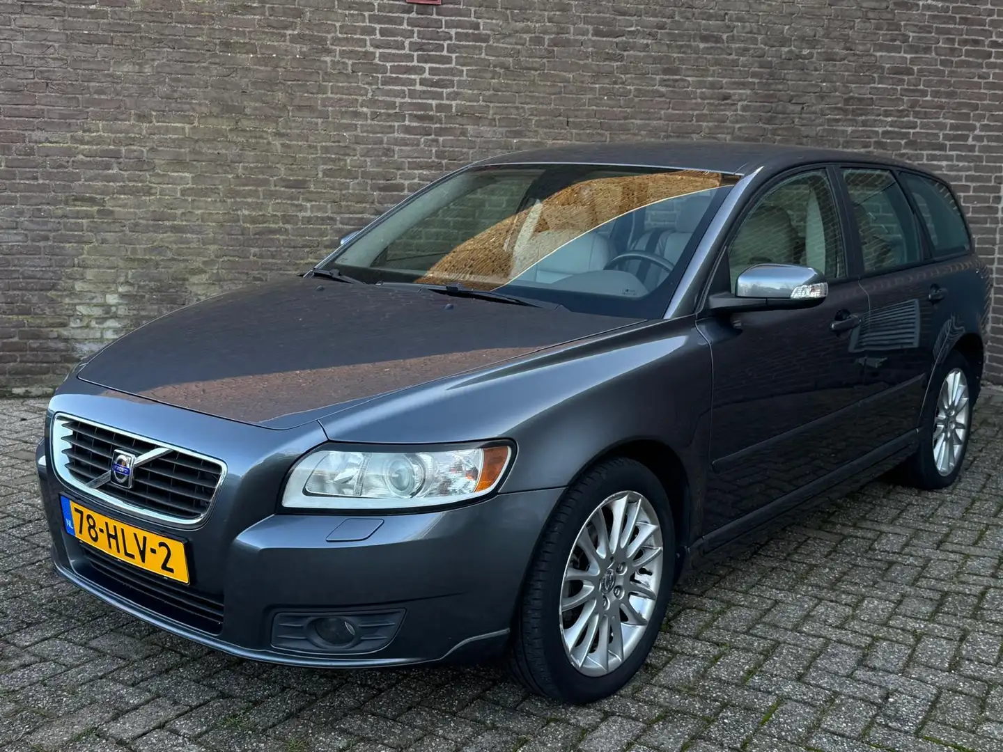 Volvo V50 1.8 Edition II Clima Leder Xenon Cruise-Contr.Park Grijs - 1