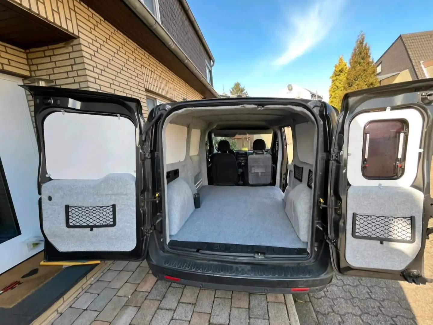 Fiat Doblo Maxi Černá - 2