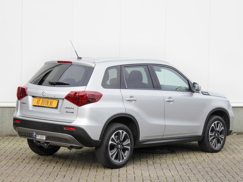 Suzuki Vitara 1.4 Boosterjet Style Smart Hybrid Automaat |  Navi — photo 3