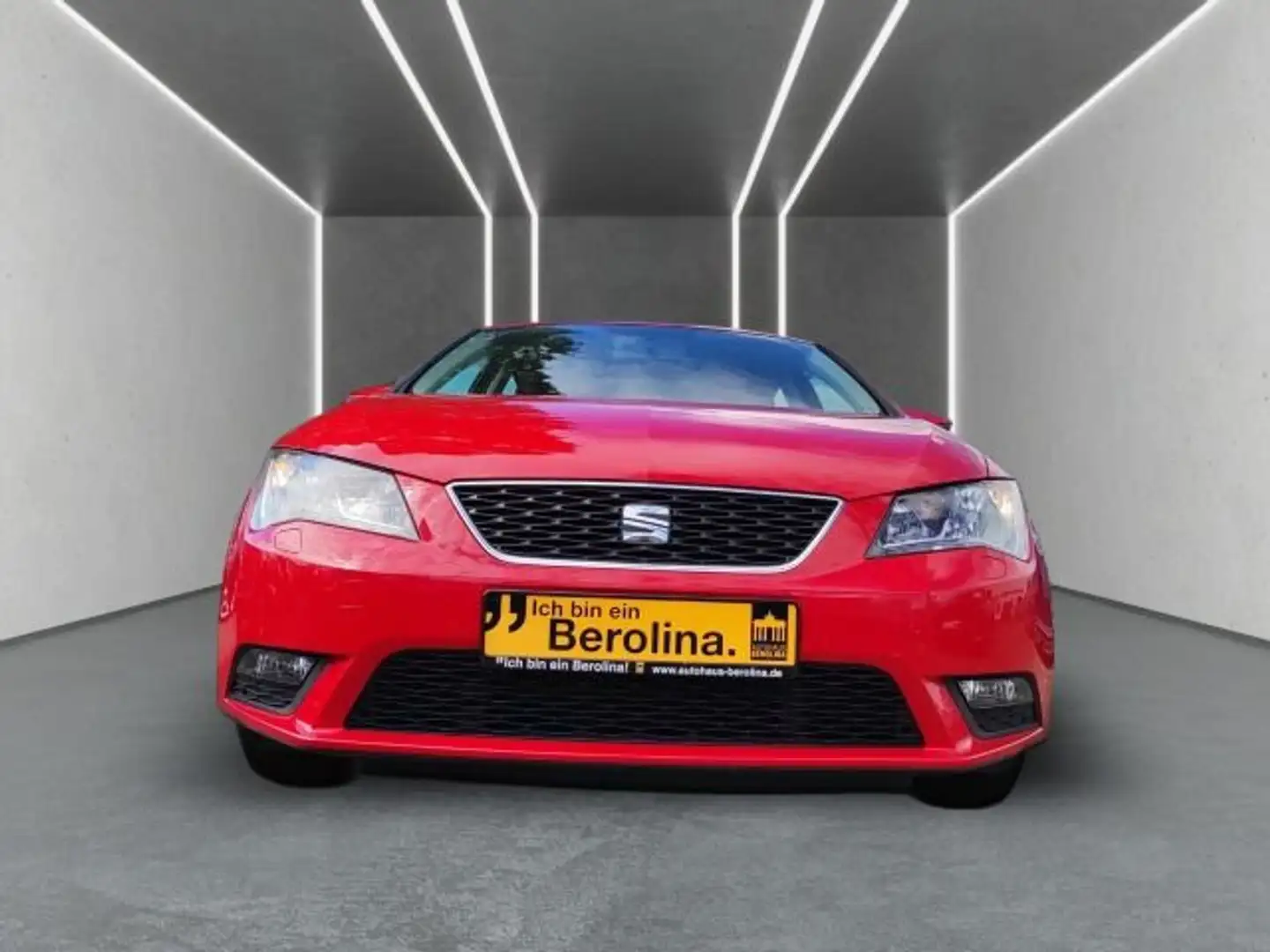 SEAT Leon 1.2 TSI Style DSG *NAV*PDC*GRA*SHZ* Rood - 2