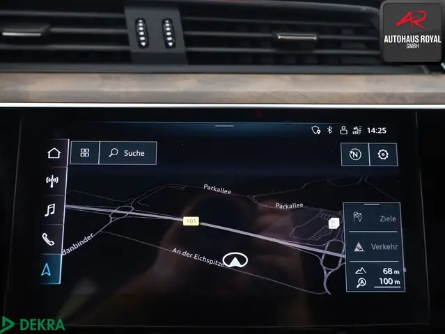 Audi E-Tron view 18