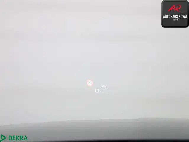 Audi E-Tron view 14