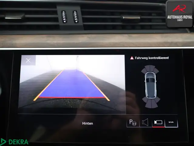 Audi E-Tron view 19