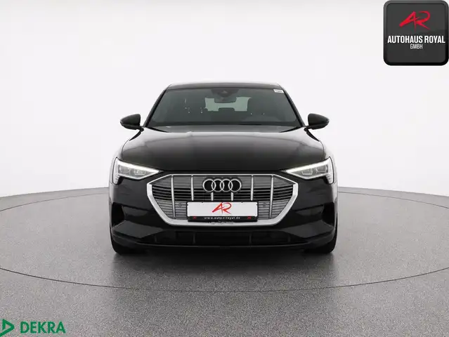 Audi E-Tron view 7