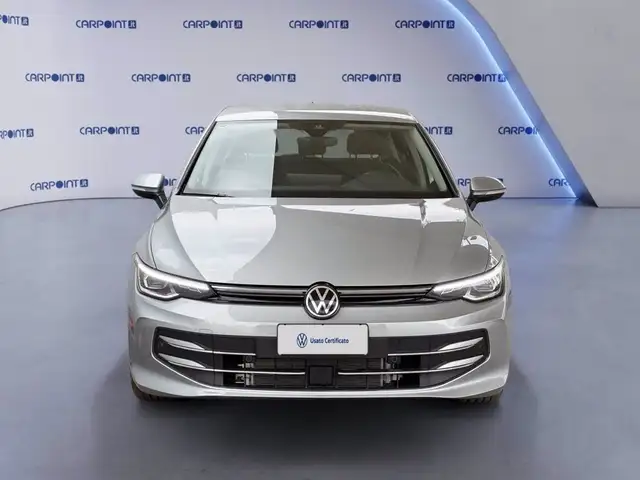 Volkswagen Golf view 3