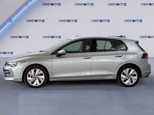 Volkswagen Golf view 4