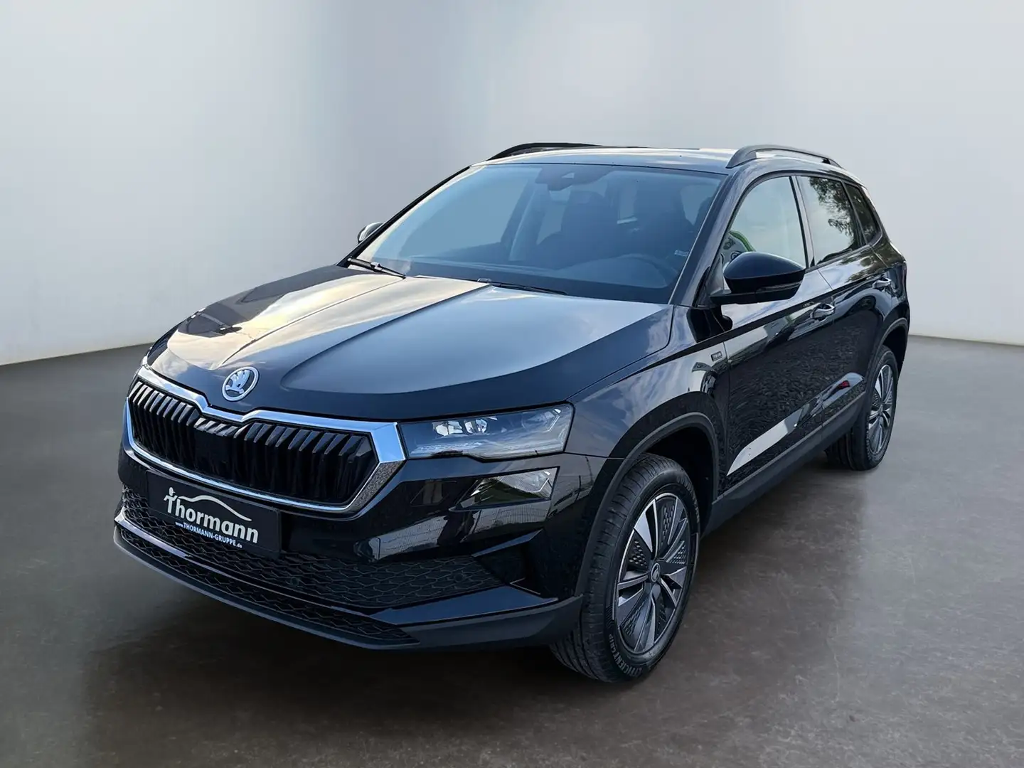 Skoda Karoq 1.5 TSI Rückfahrkam, Sitzheizung,Matrix-LED Schwarz - 2