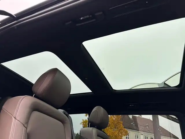 Mercedes-Benz V 300 d 4M lang | Pano | AMG | AHV | Fahrass. usw. Ansicht 17