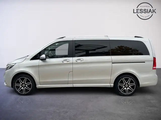 Mercedes-Benz V 300 d 4M lang | Pano | AMG | AHV | Fahrass. usw. Ansicht 6