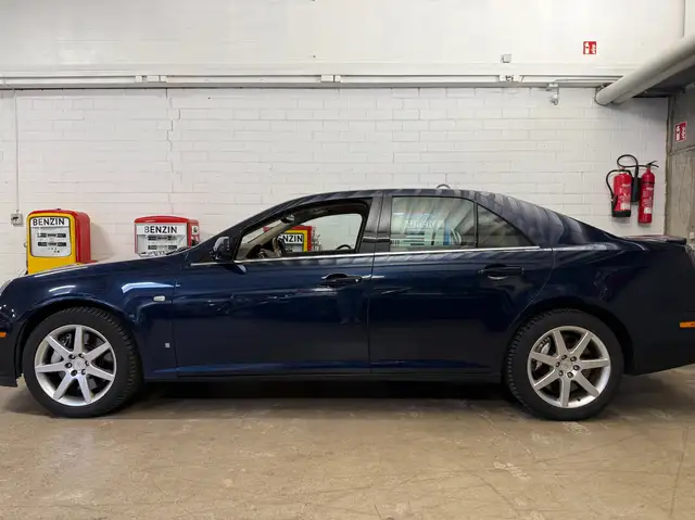 Cadillac STS STS 4.6 V8 AWD Sport Luxury