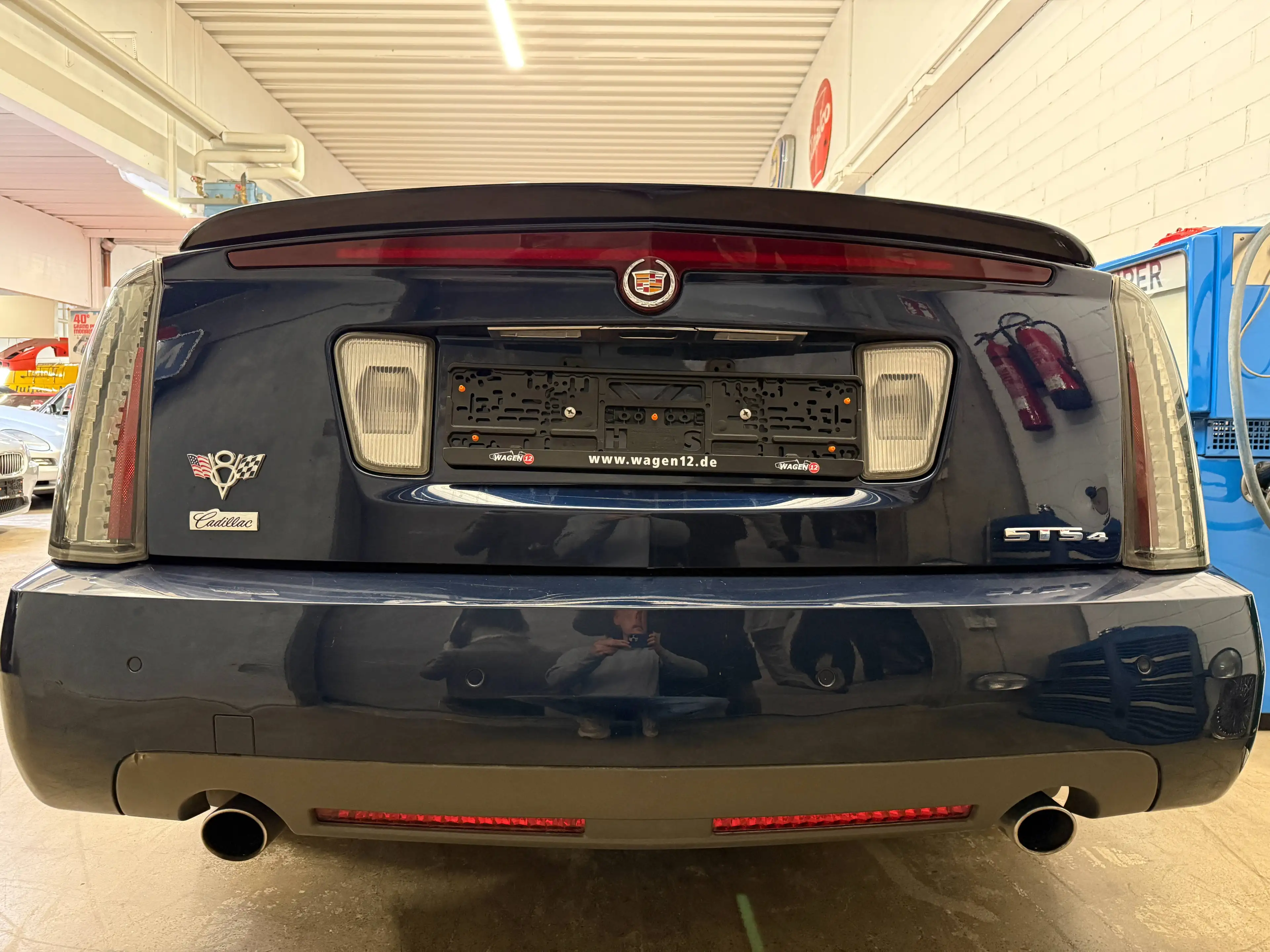 Cadillac STS STS 4.6 V8 AWD Sport Luxury — photo 15