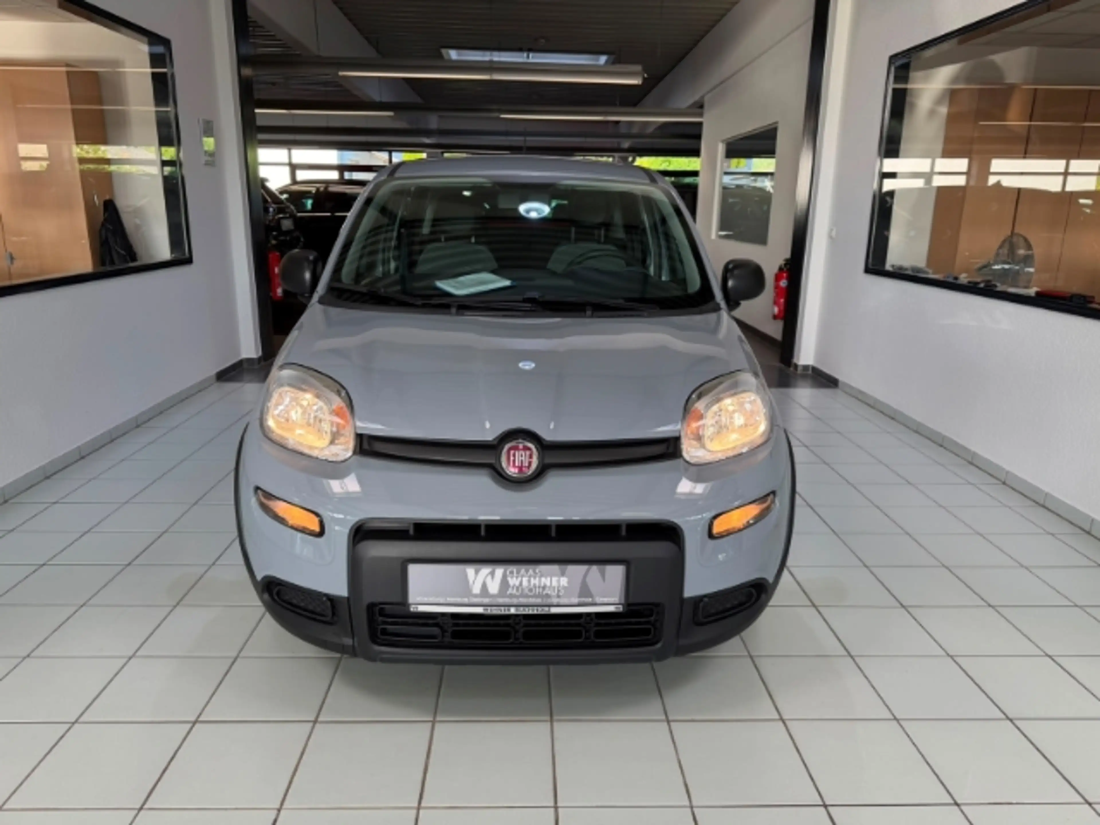 Fiat Panda Hybrid 1.0 GSE DAB Klima BT eFH — photo 2
