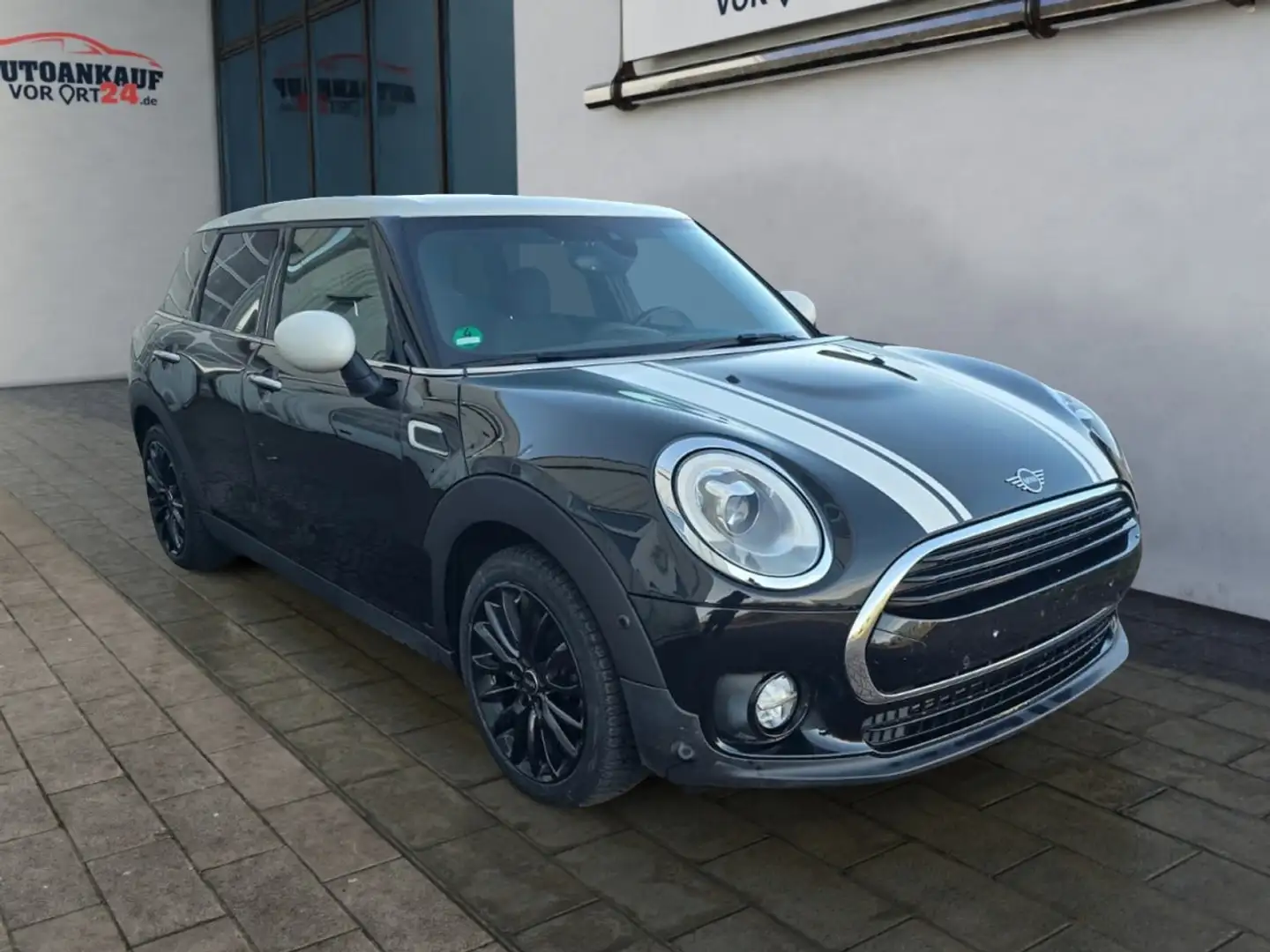 MINI Cooper Clubman 1.5*LED*Autom*BT* Klima Einparkhilfe Sitzheizung Schwarz - 1
