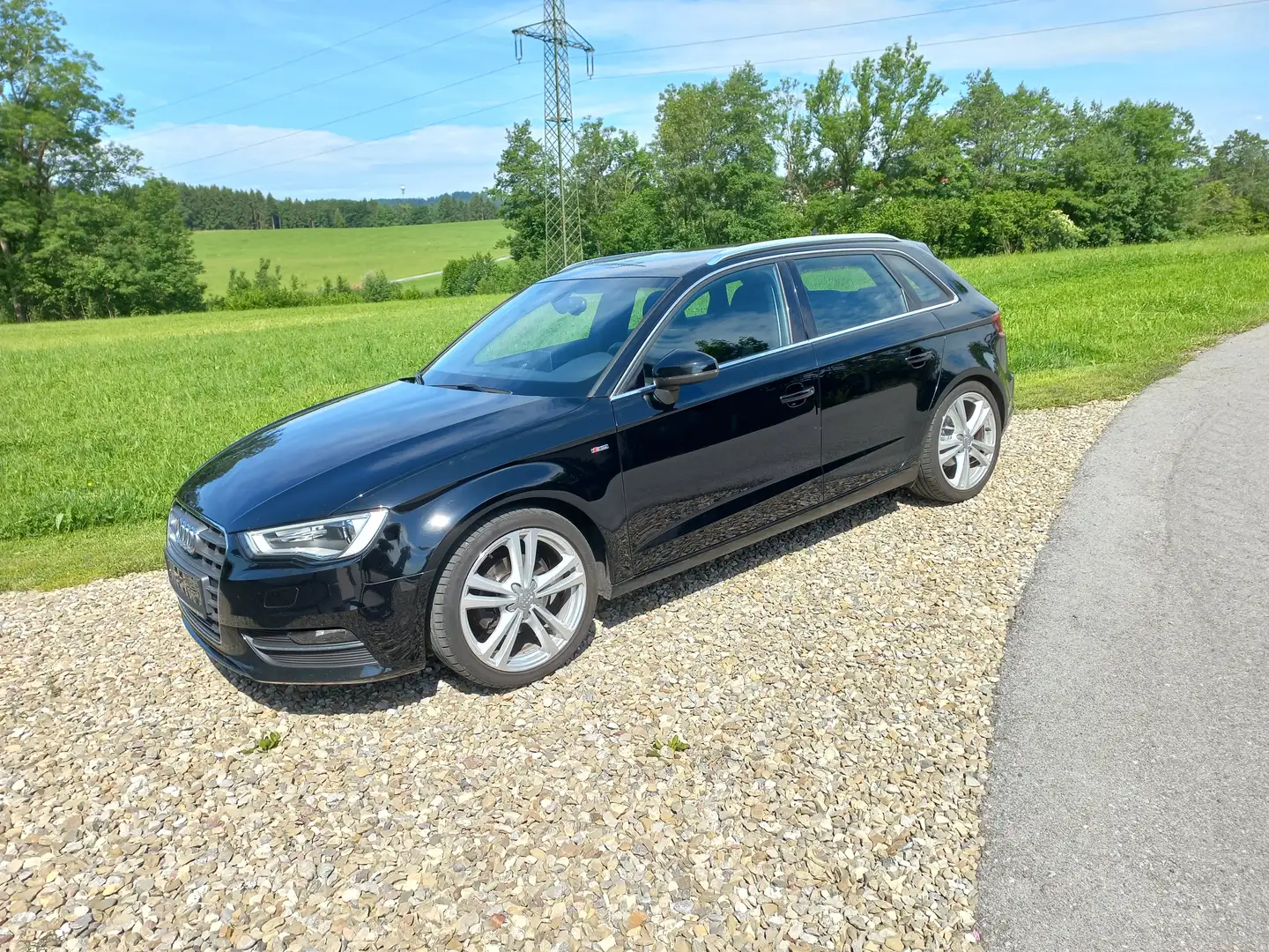 Audi A3 A3 SB Ambition 2,0 TDI DPF Ambition Schwarz - 1