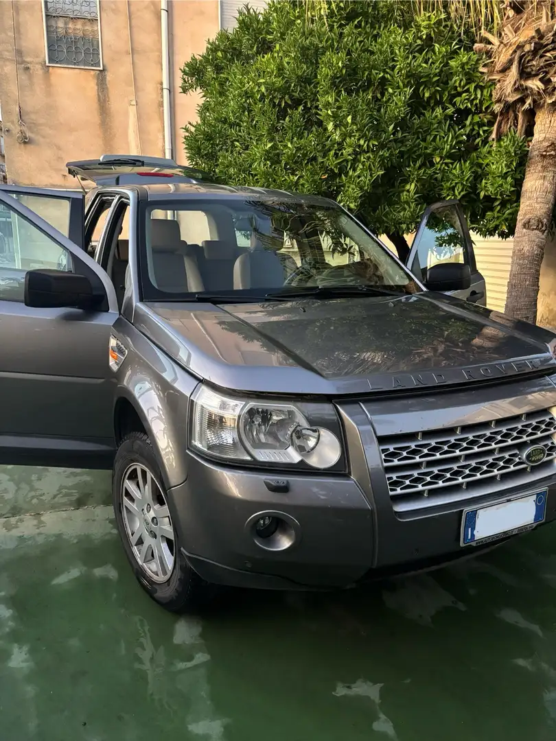 Land Rover Freelander 2.2 td4 SE CAMBIO AUTOMATICO SEQUENZIALE - 1