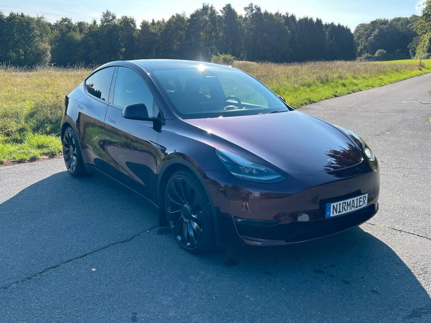 Tesla Model Y Performance, SHZ, 21 Zoll, TOP Rouge - 1